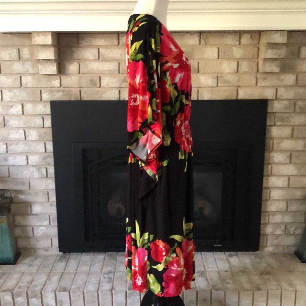 Robbie Bee Black Red Pink Batwing Elastic Waist V-Neck Dress size 1X - Picture 8 of 11